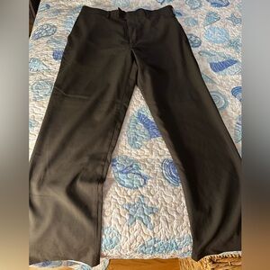 Perry Ellis Portfolio men’s dress pants in deep olive green 32/30